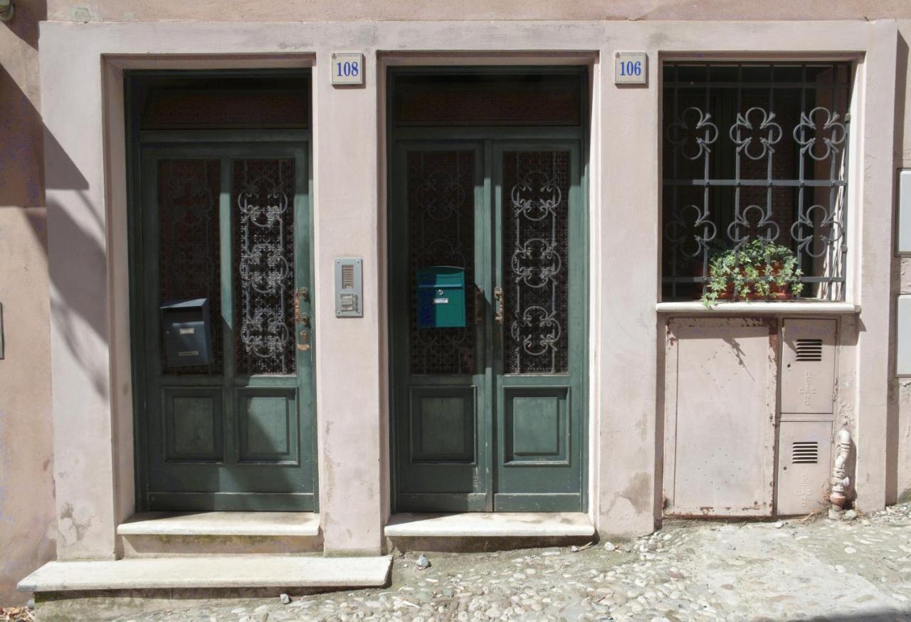 Accogliente Locale Con Terrazzo In Centro Storico Vittorio Veneto Exterior photo